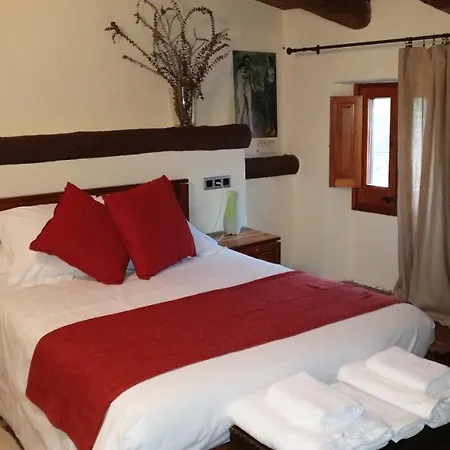 Hotel Masia Bachs 3*